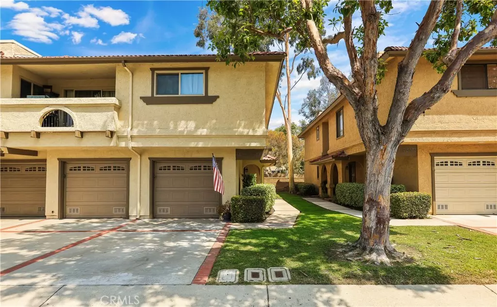 Lake Forest, CA 92630,25171 Oak Canyon LN #2