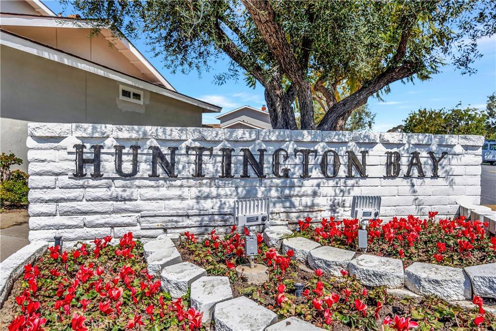 Huntington Beach, CA 92646,10136 Ascot CIR
