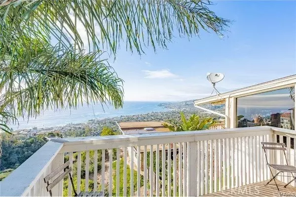 Laguna Beach, CA 92651,1083 Baja ST