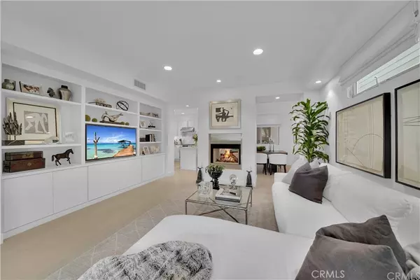 Corona Del Mar, CA 92625,415 Orchid AVE