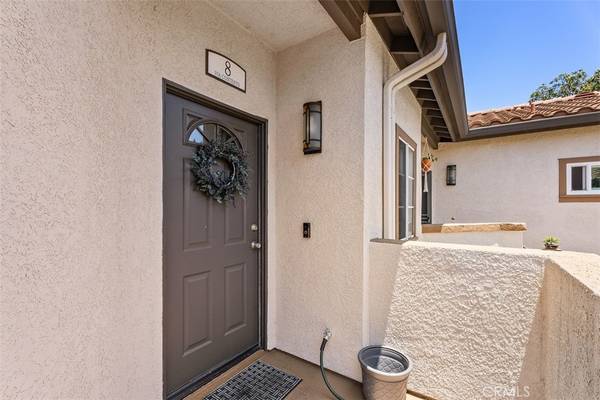 Rancho Santa Margarita, CA 92688,8 Via Contento