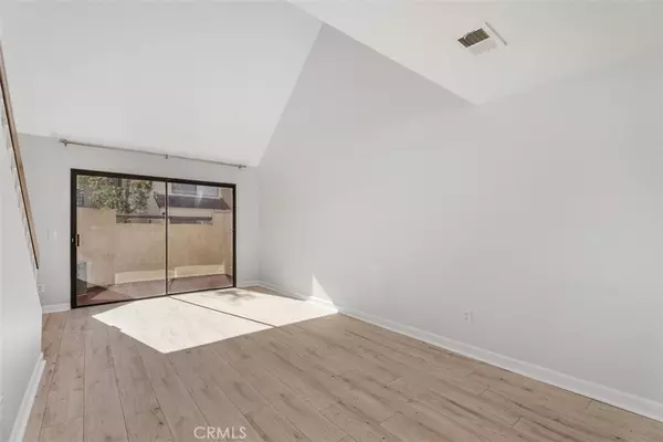 Laguna Niguel, CA 92677,65 Grenada ST #164