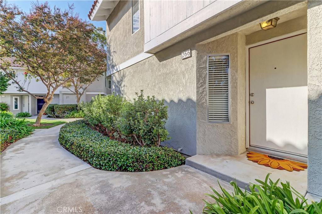 Irvine, CA 92618,266 Lemon Grove