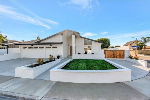 20921 Snug Harbor CIR, Huntington Beach, CA 92646