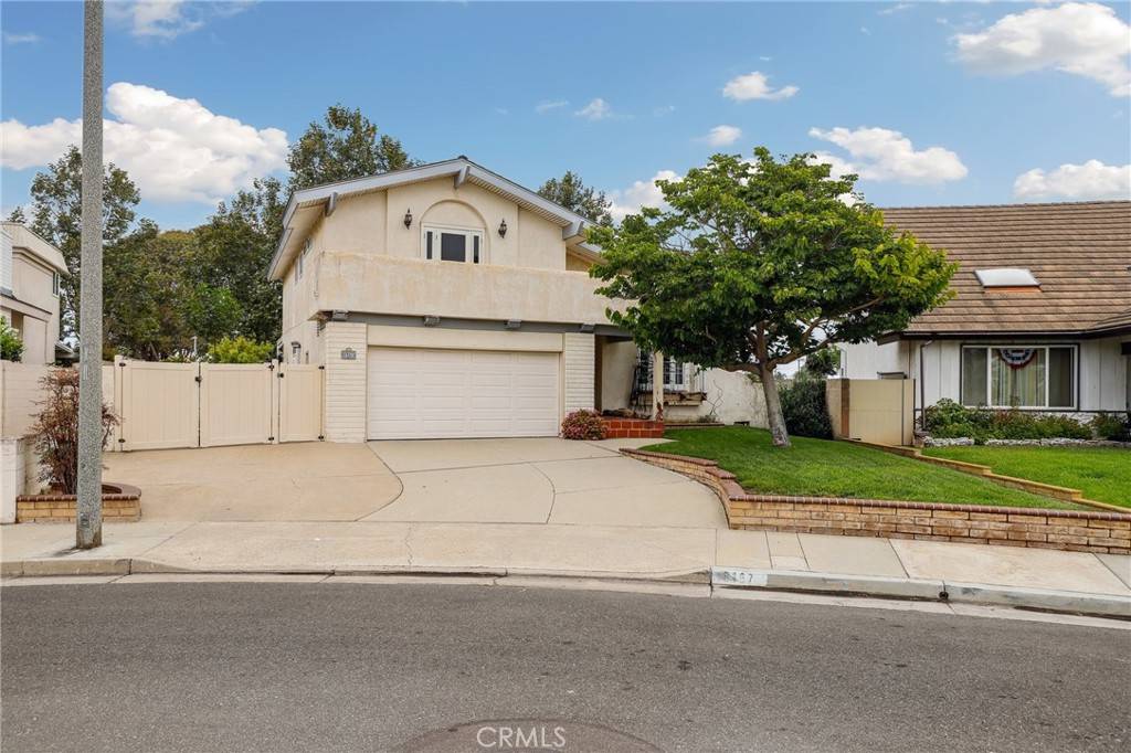 Huntington Beach, CA 92646,8167 Dartmoor DR