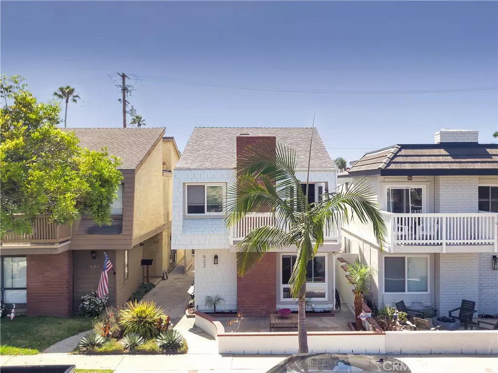 Huntington Beach, CA 92648,622 20th ST