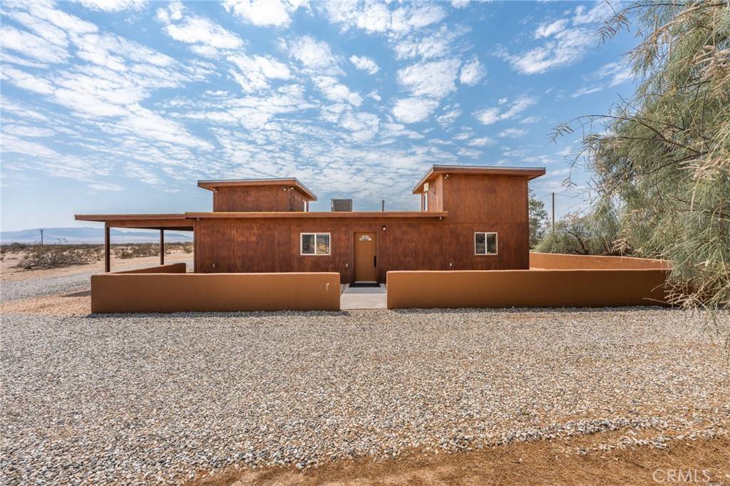 29 Palms, CA 92277,5051 Morgan RD