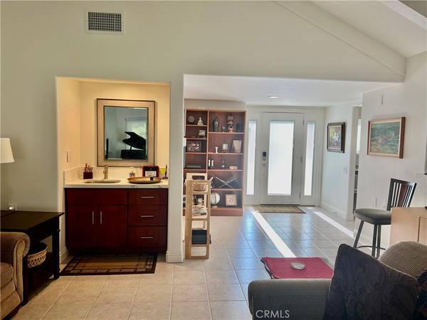 Laguna Woods, CA 92637,5438 Via Carrizo #A