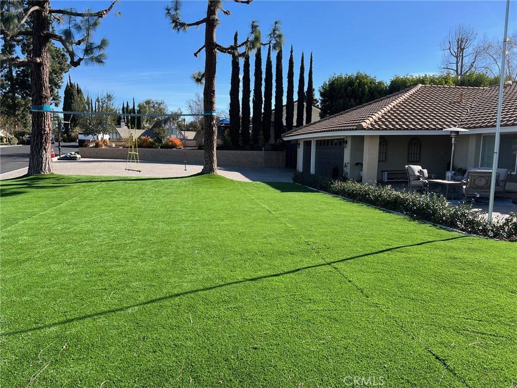 Yorba Linda, CA 92886,18320 Timberlane DR