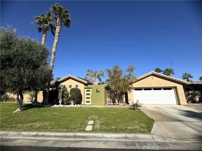 642 E Daisy ST, Palm Springs, CA 92262