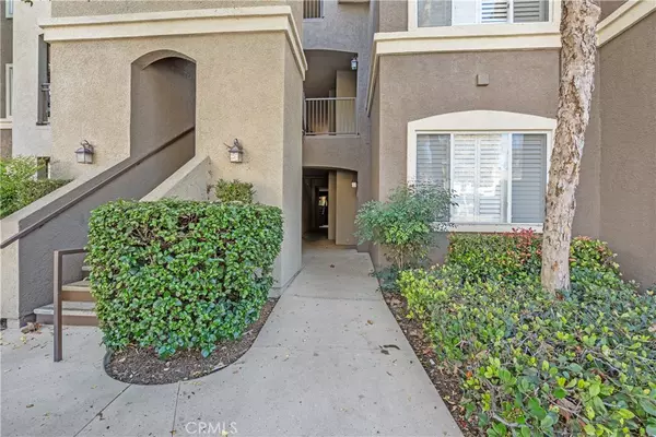 Aliso Viejo, CA 92656,22681 Oakgrove #612