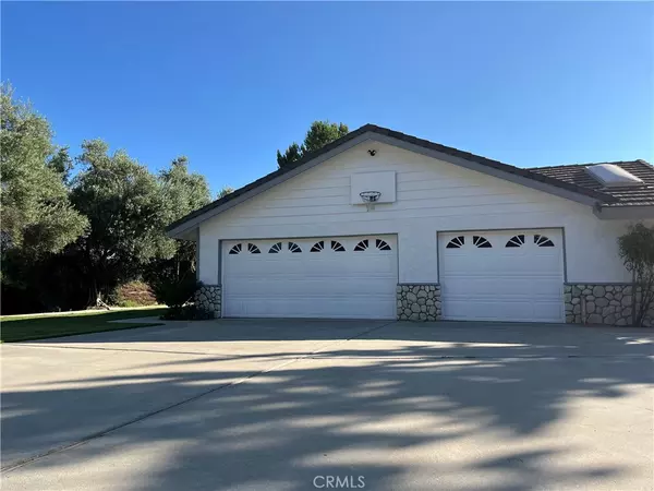 41145 Los Ranchos CIR, Temecula, CA 92592