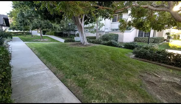 Irvine, CA 92612,27 Oxford #19