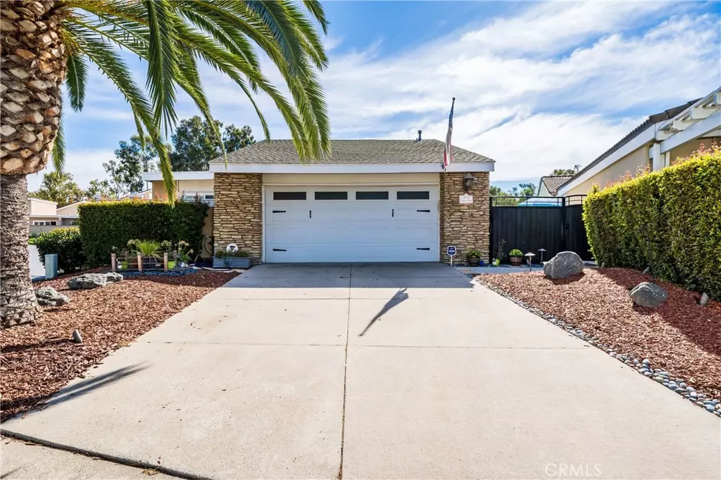 Lake Forest, CA 92630,24762 Sunset LN