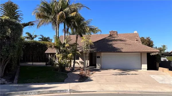 20521 Paisley LN, Huntington Beach, CA 92646