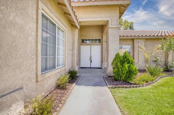 La Quinta, CA 92253,43950 Milan CT