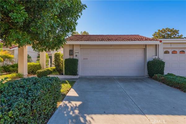 Laguna Woods, CA 92637,3209 Via Buena Vista #B