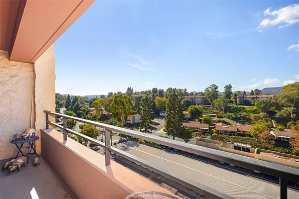 Laguna Woods, CA 92637,24055 Paseo Del Lago #751