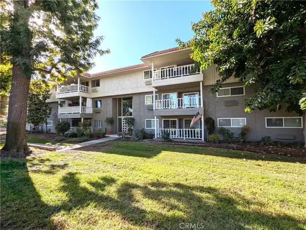 2405 Via Mariposa W #3F, Laguna Woods, CA 92637