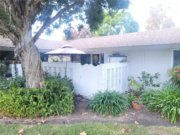 Laguna Woods, CA 92637,685 VIA ALHAMBRA #A