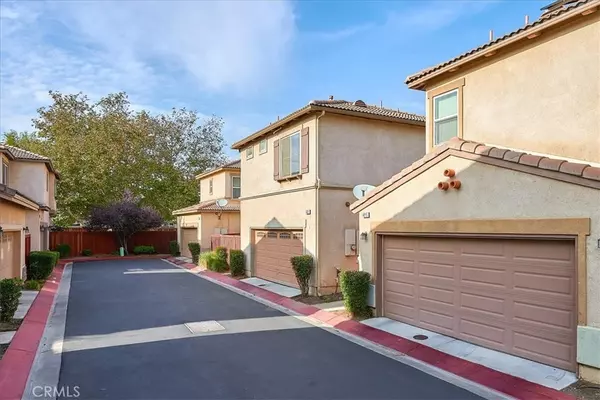 Riverside, CA 92501,4021 Landau CT