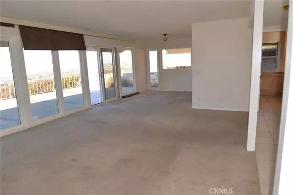 San Clemente, CA 92672,909 Avenida Presidio