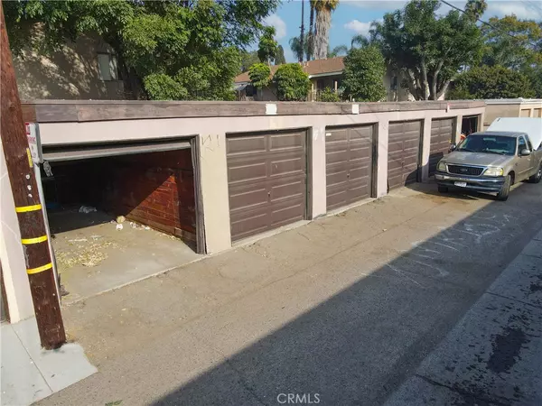 Fullerton, CA 92831,3112 Pearl DR