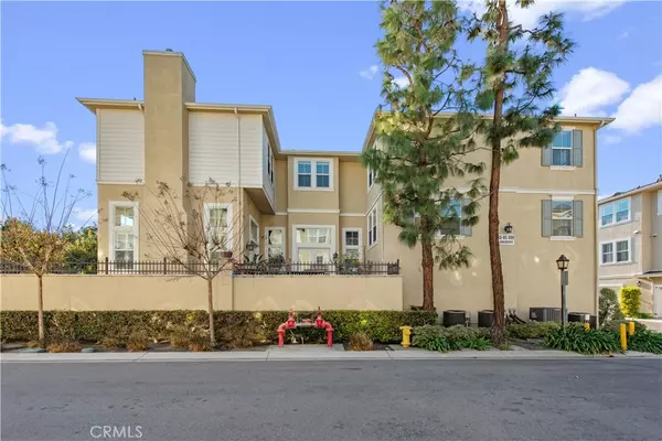 Irvine, CA 92606,65 JUNEBERRY