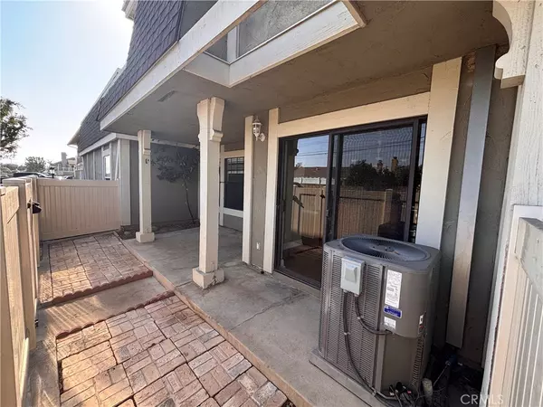 4488 ALDERPORT DR, Huntington Beach, CA 92649