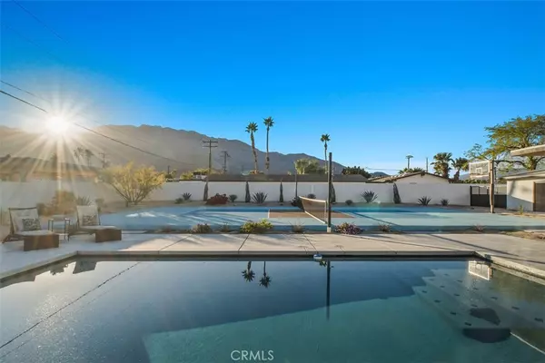 1827 E Racquet Club RD, Palm Springs, CA 92262