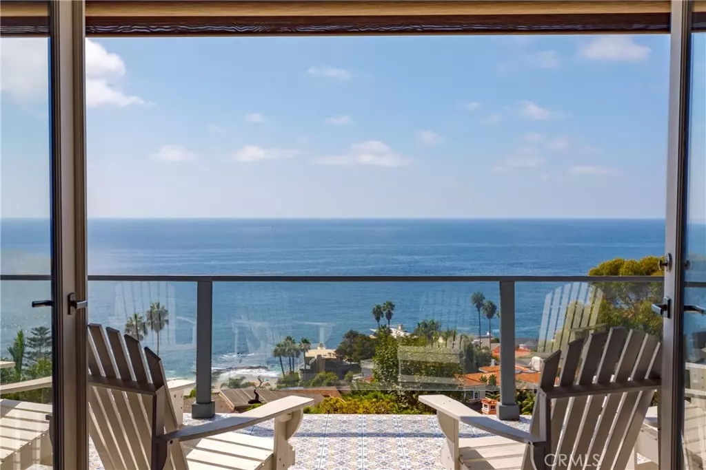 Laguna Beach, CA 92651,31293 Holly DR