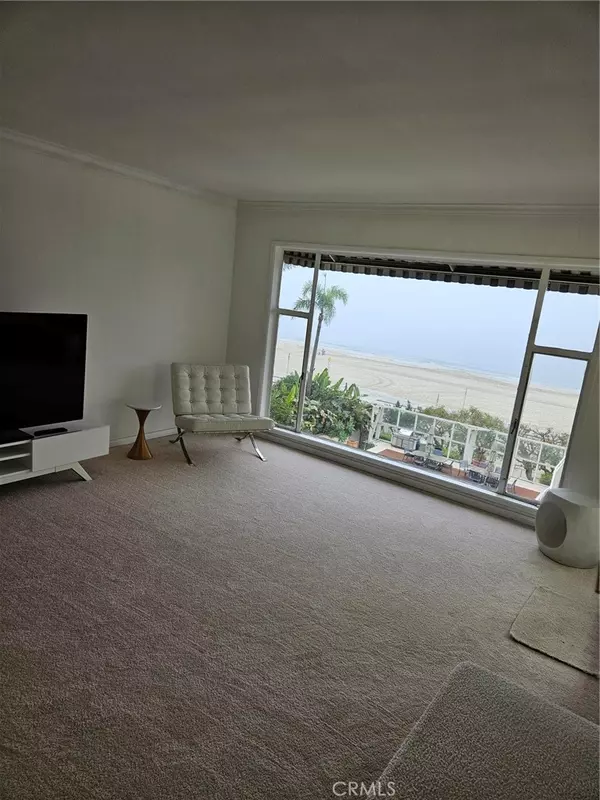 Long Beach, CA 90802,1800 E Ocean BLVD #3