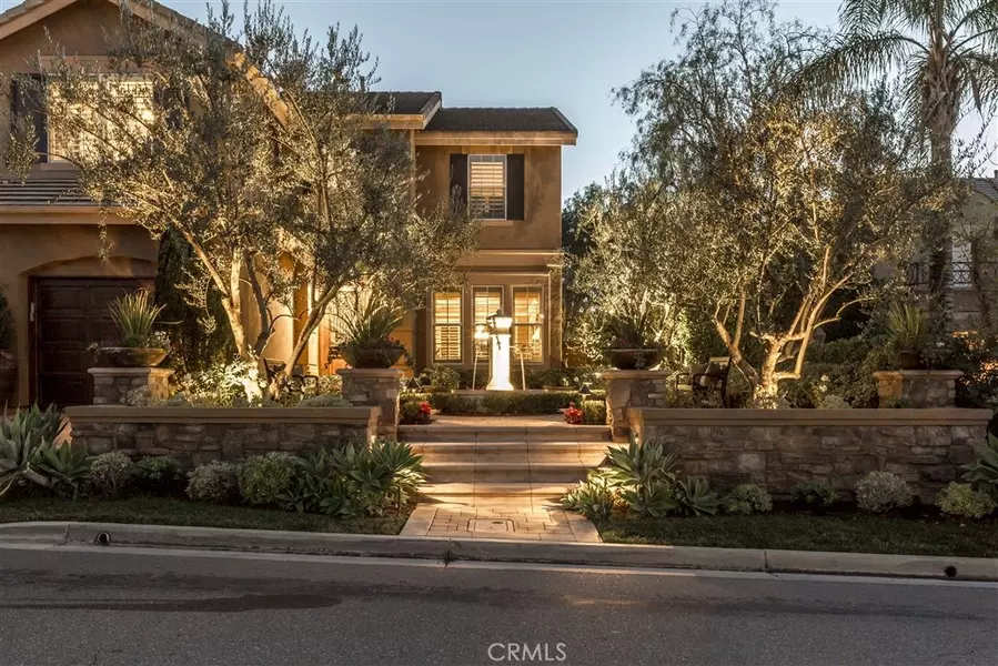 25 Sycamore Canyon DR, Rancho Santa Margarita, CA 92679