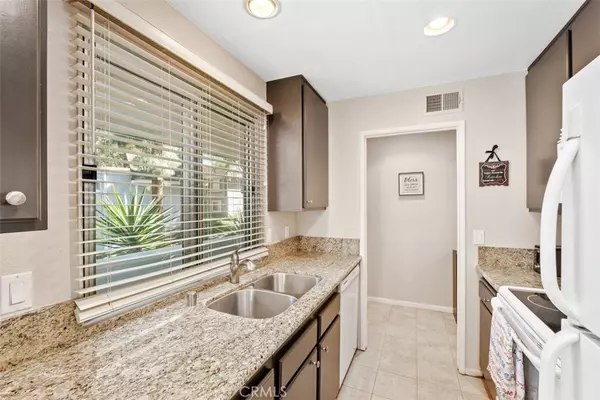 Laguna Hills, CA 92653,22152 Caminito Amor