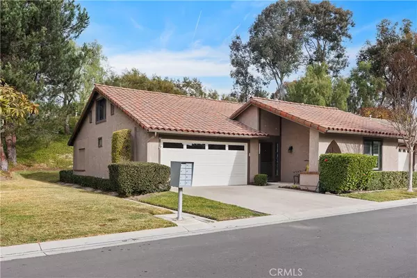 Mission Viejo, CA 92692,23652 Villena