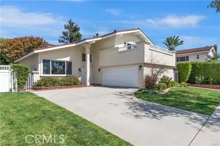 3861 Fenley DR, Los Alamitos, CA 90720