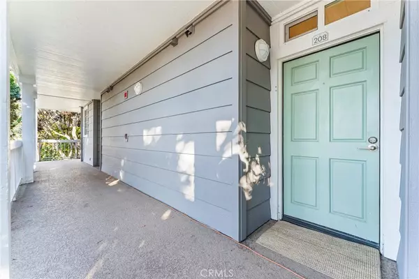 Huntington Beach, CA 92646,20341 Bluffside CIR #C208