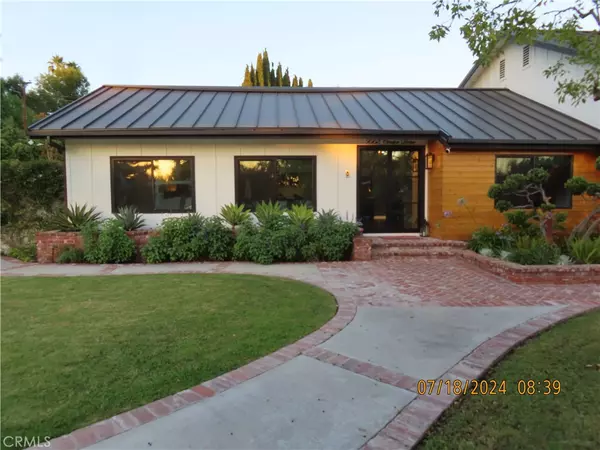 9562 Center DR, Villa Park, CA 92861