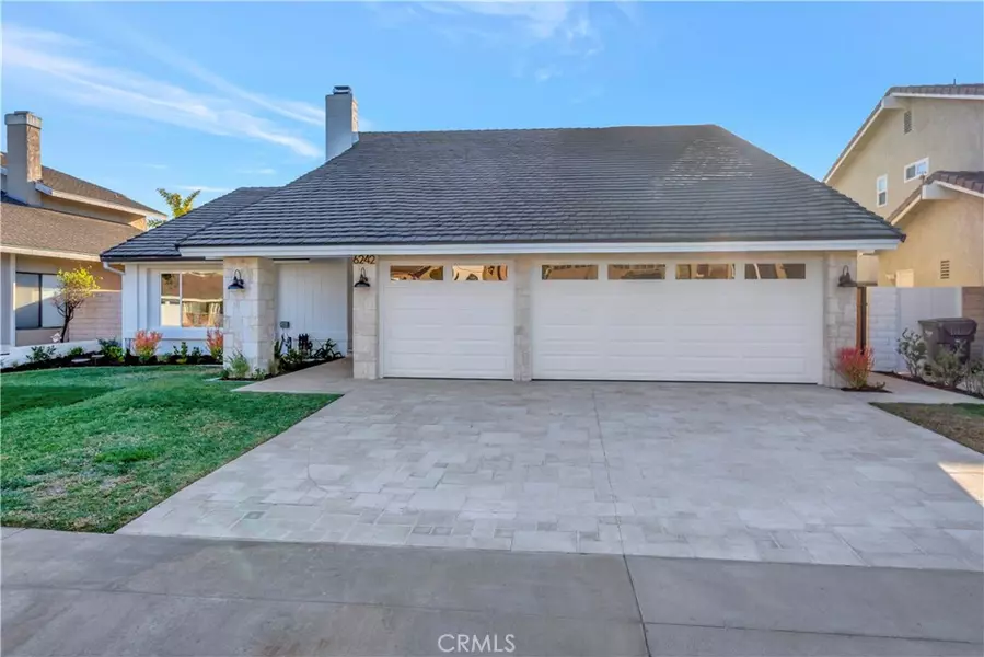 6242 Moonfield DR, Huntington Beach, CA 92648