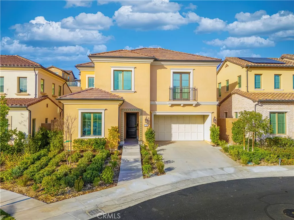 Irvine, CA 92602,105 Eleanora