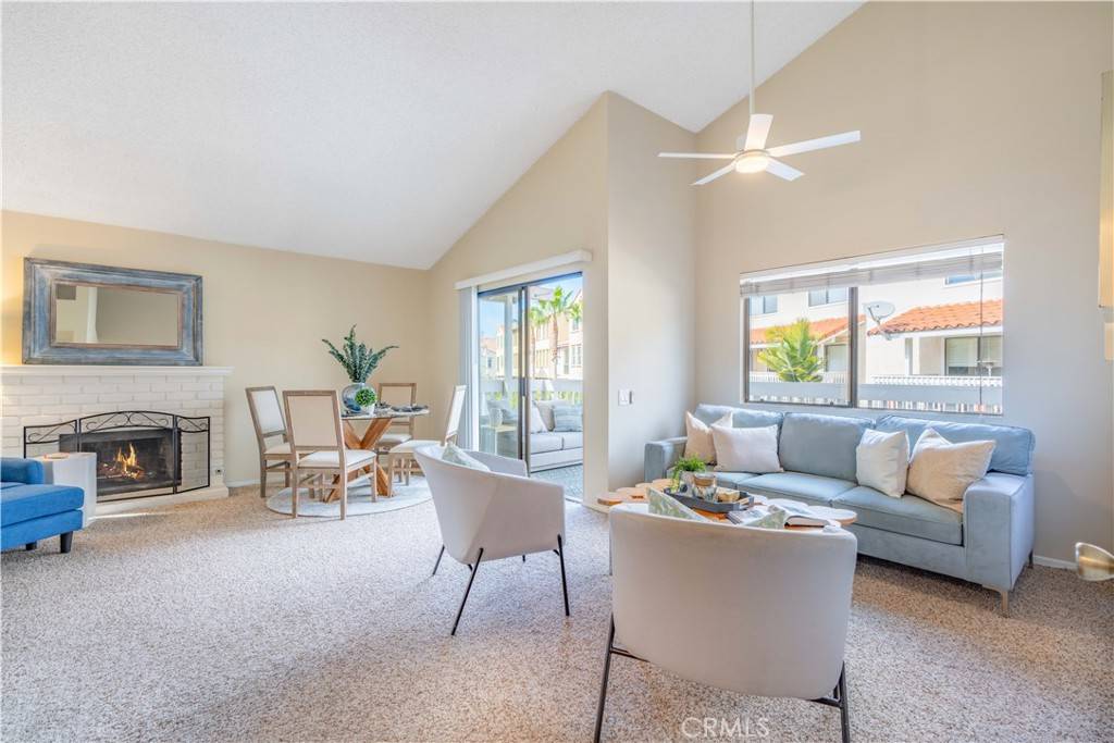 Huntington Beach, CA 92648,19215 Shoreline LN #5