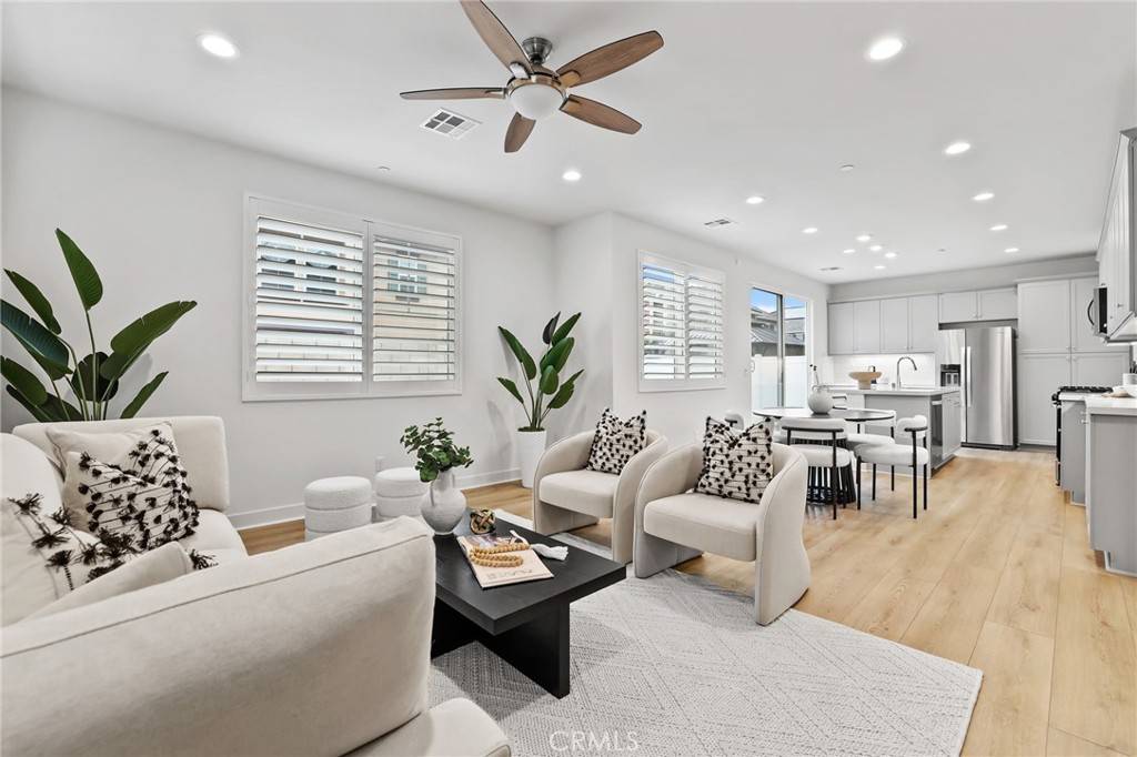 Ontario, CA 91761,4000 E Crisanta Privado