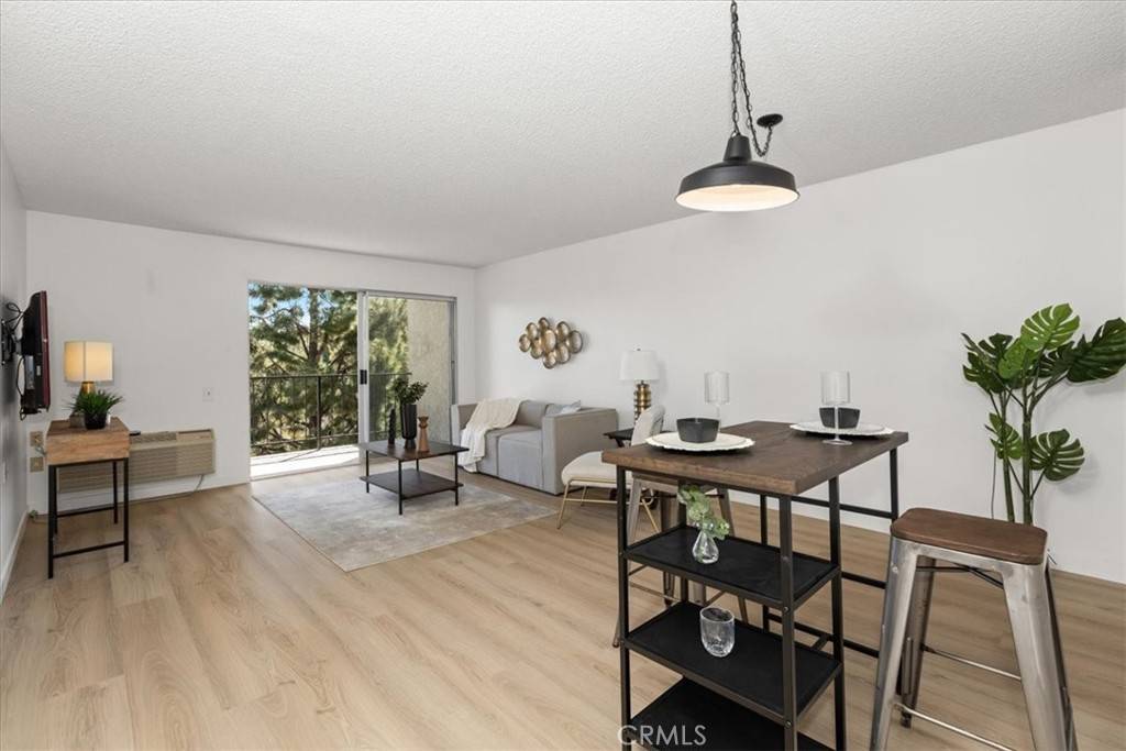 Laguna Woods, CA 92637,3337 Punta Alta #2B