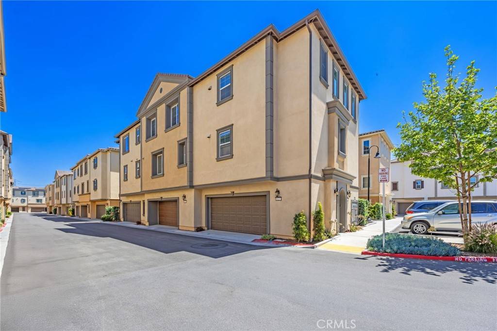 Chino, CA 91708,8227 Traveller ST