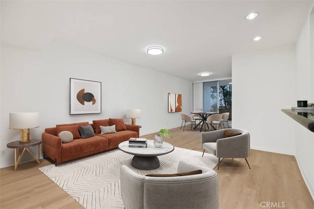 Los Angeles, CA 90024,11044 Ophir DR #402