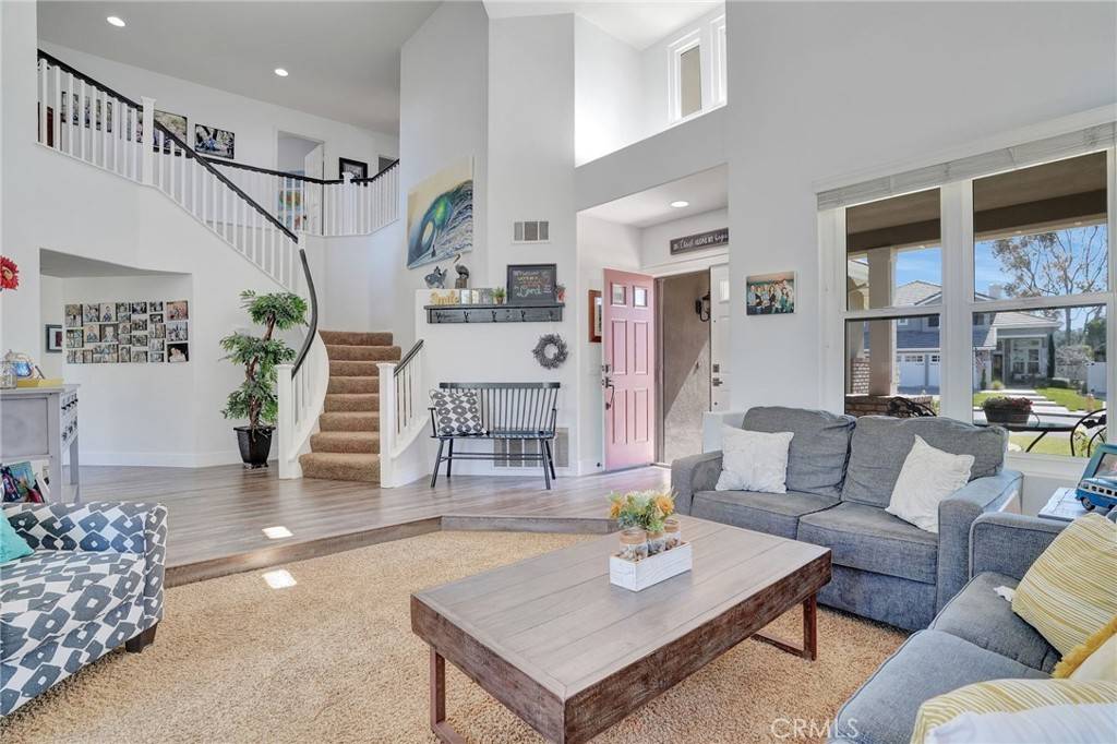 San Clemente, CA 92673,2035 Via Vina