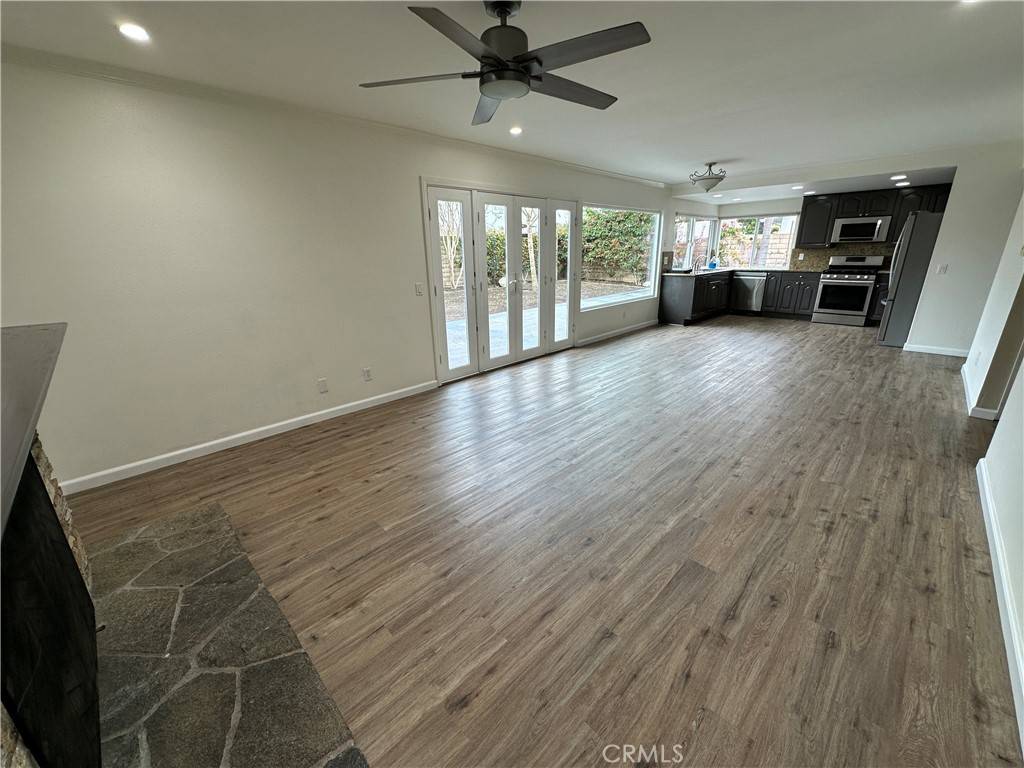 Huntington Beach, CA 92646,8631 Larkport DR