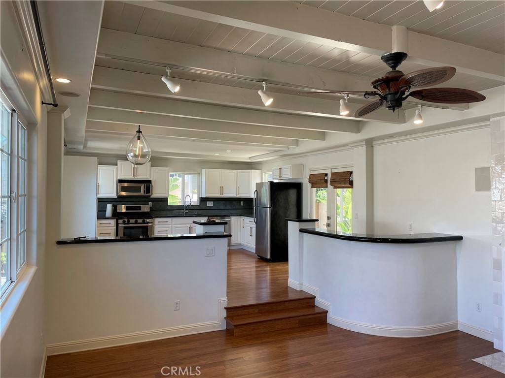 San Clemente, CA 92672,240 Avenida Pelayo