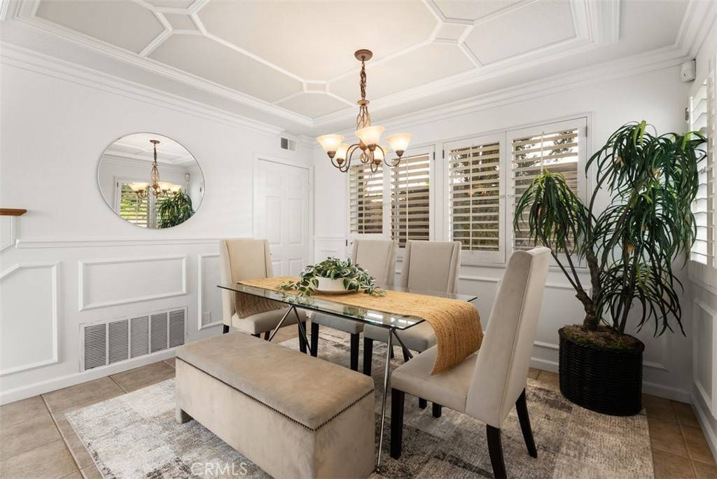 Mission Viejo, CA 92692,25132 Whitespring