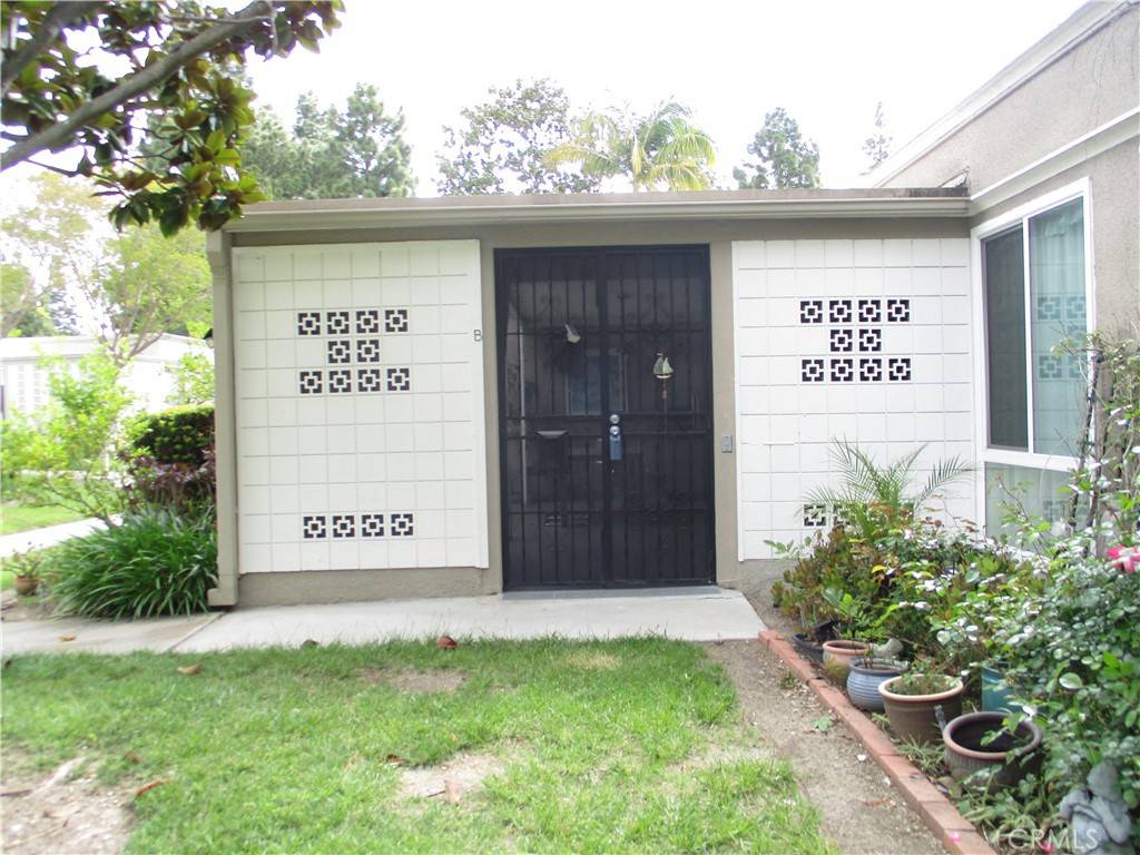 348 Avenida Sevilla Unit B, Laguna Woods, CA 92637